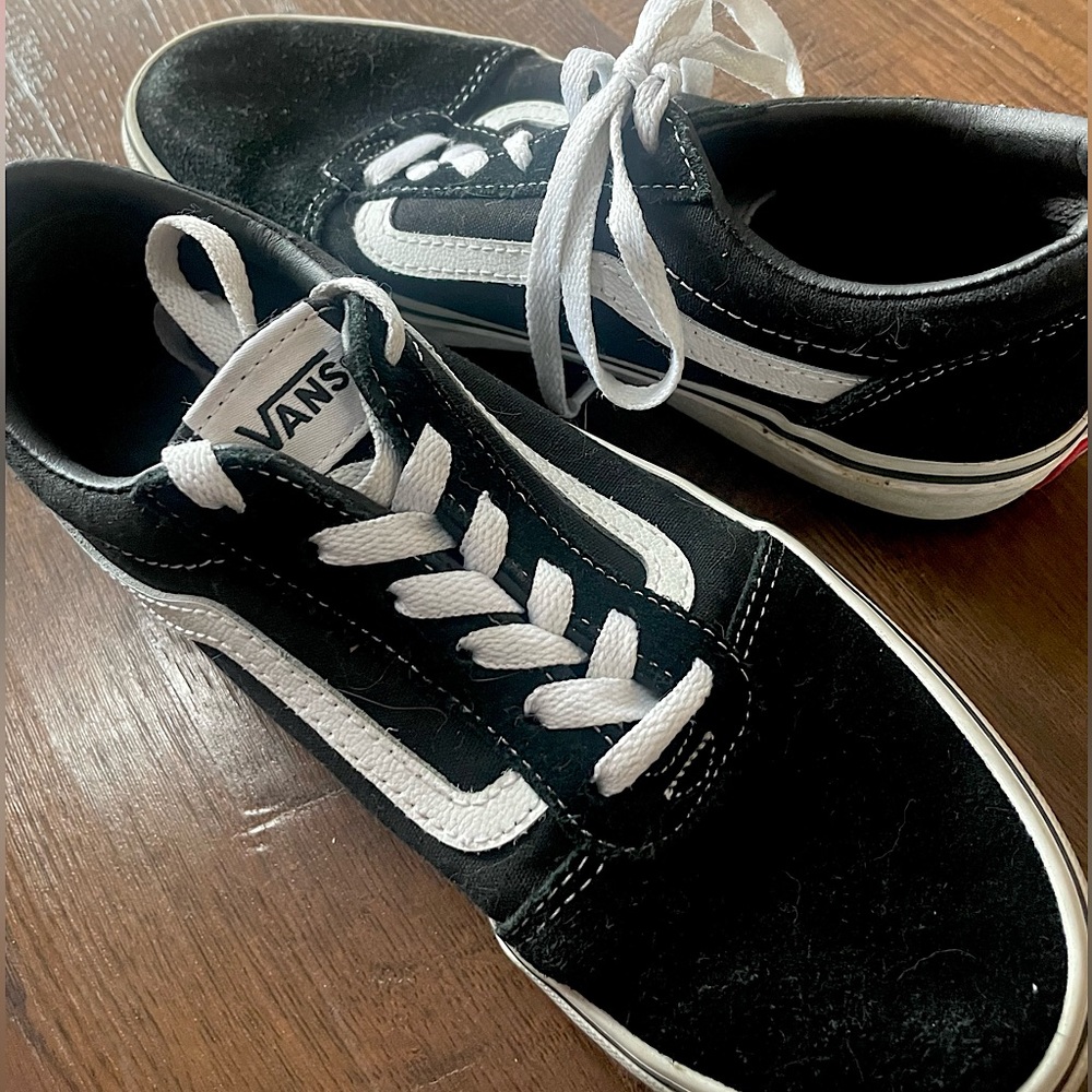 Girls Vans - Size 4.5 girls